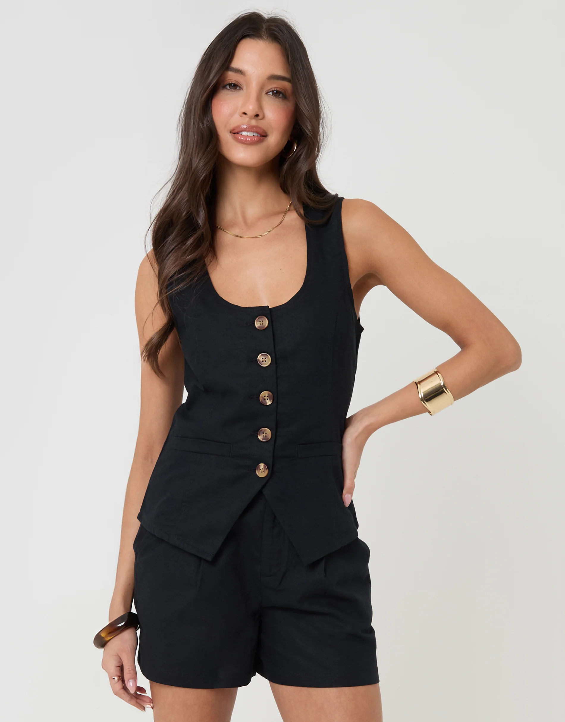 Linen Blend Scoop Neck Waistcoat in Black