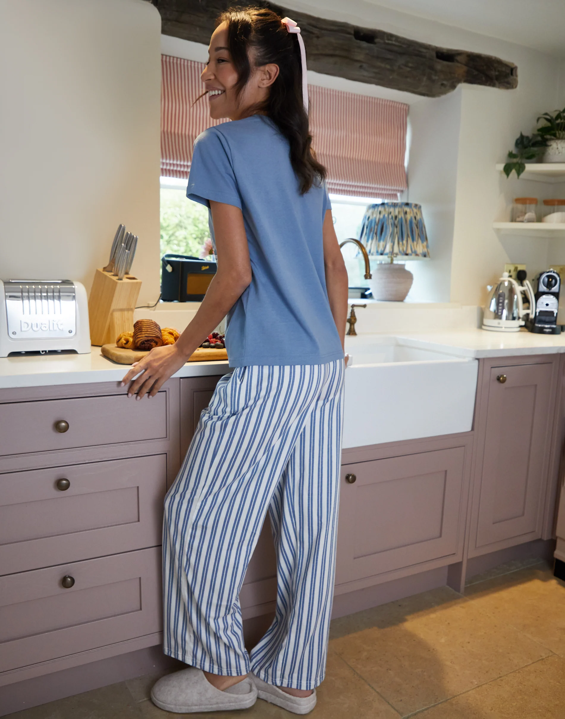 Graphic Print Striped Pyjama Set in Blue - Image 8