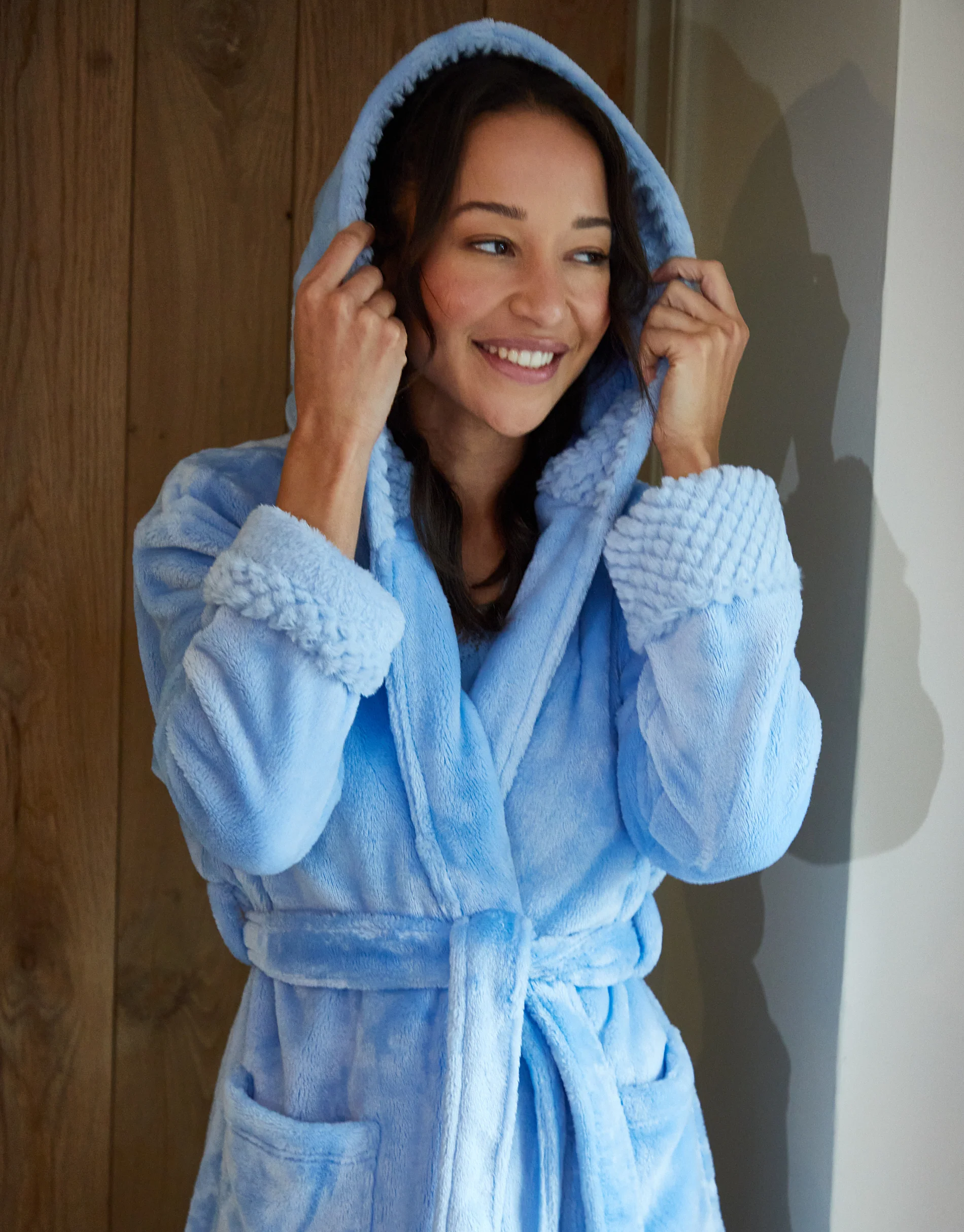 Soft Faux Fur Trim Dressing Gown in Blue - Image 3