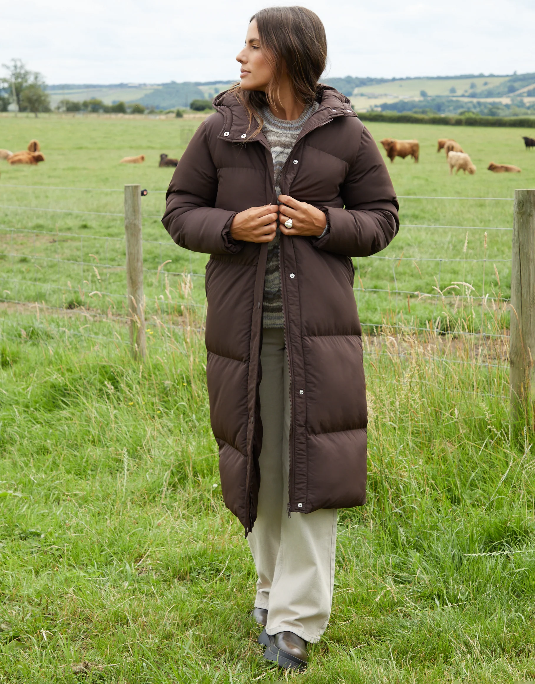 Maxi Puffer Jacket in Chocolate Brown - Image 3