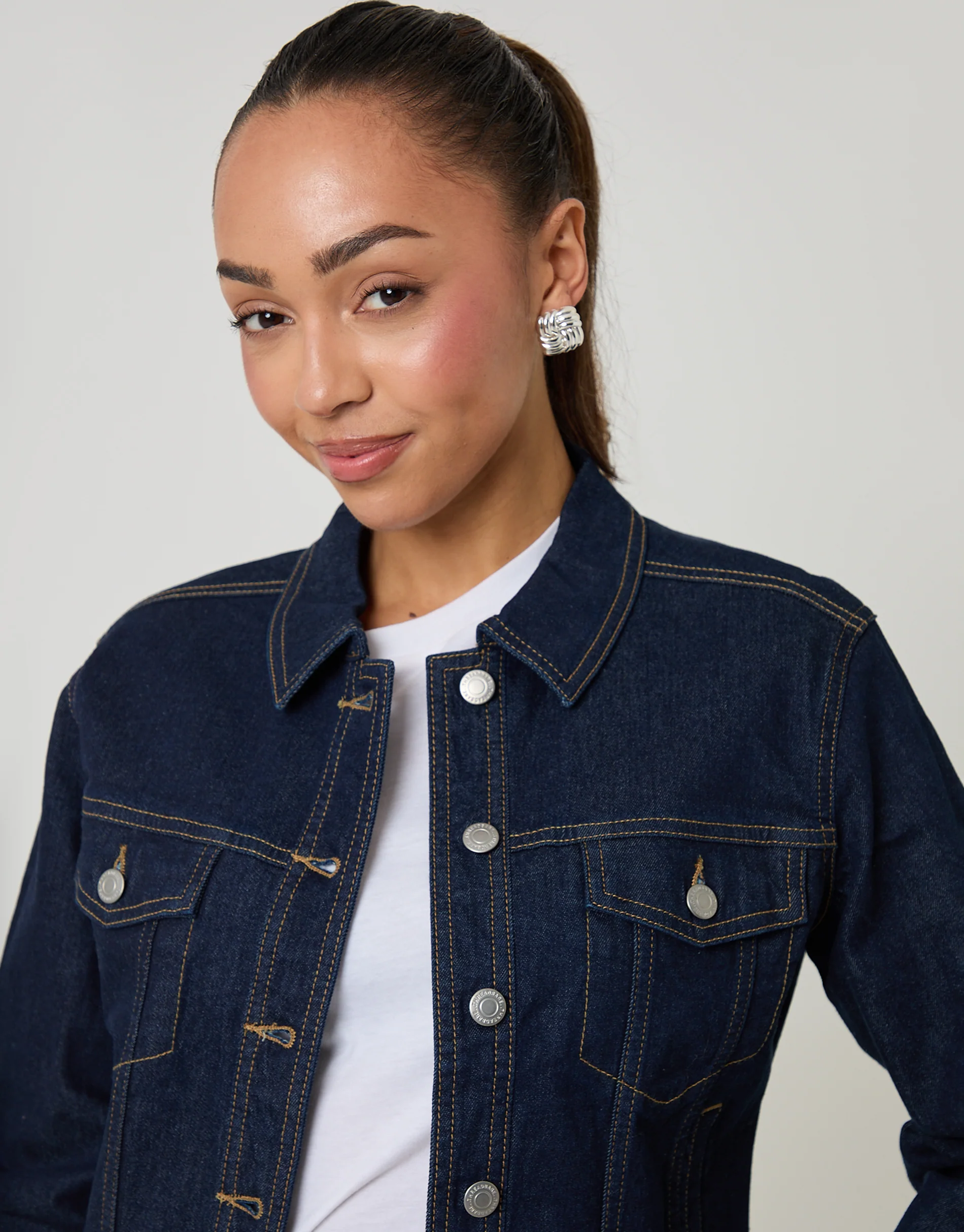 Stretch Denim Jacket in Indigo Wash - Image 4