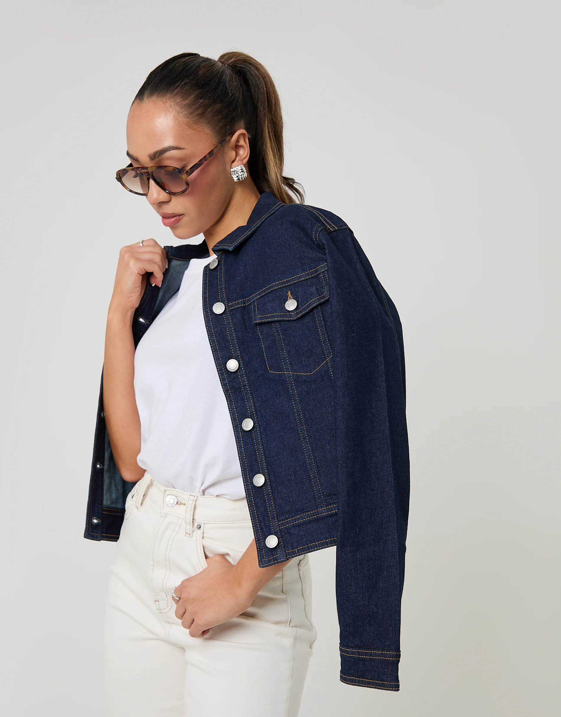 Stretch Denim Jacket in Indigo Wash - Image 5