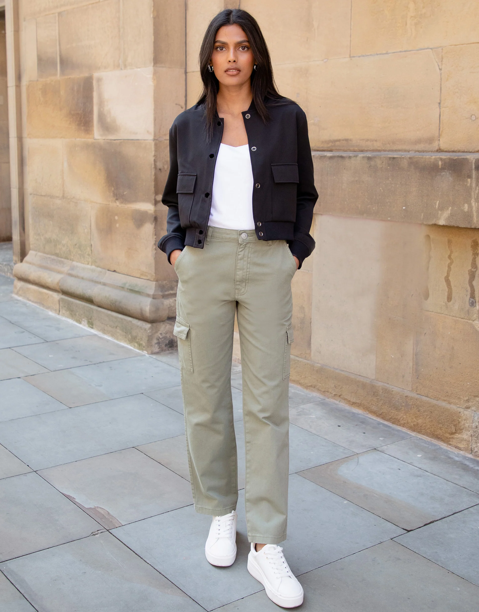 Straight Leg Combat Cargo Trousers in Khaki Green