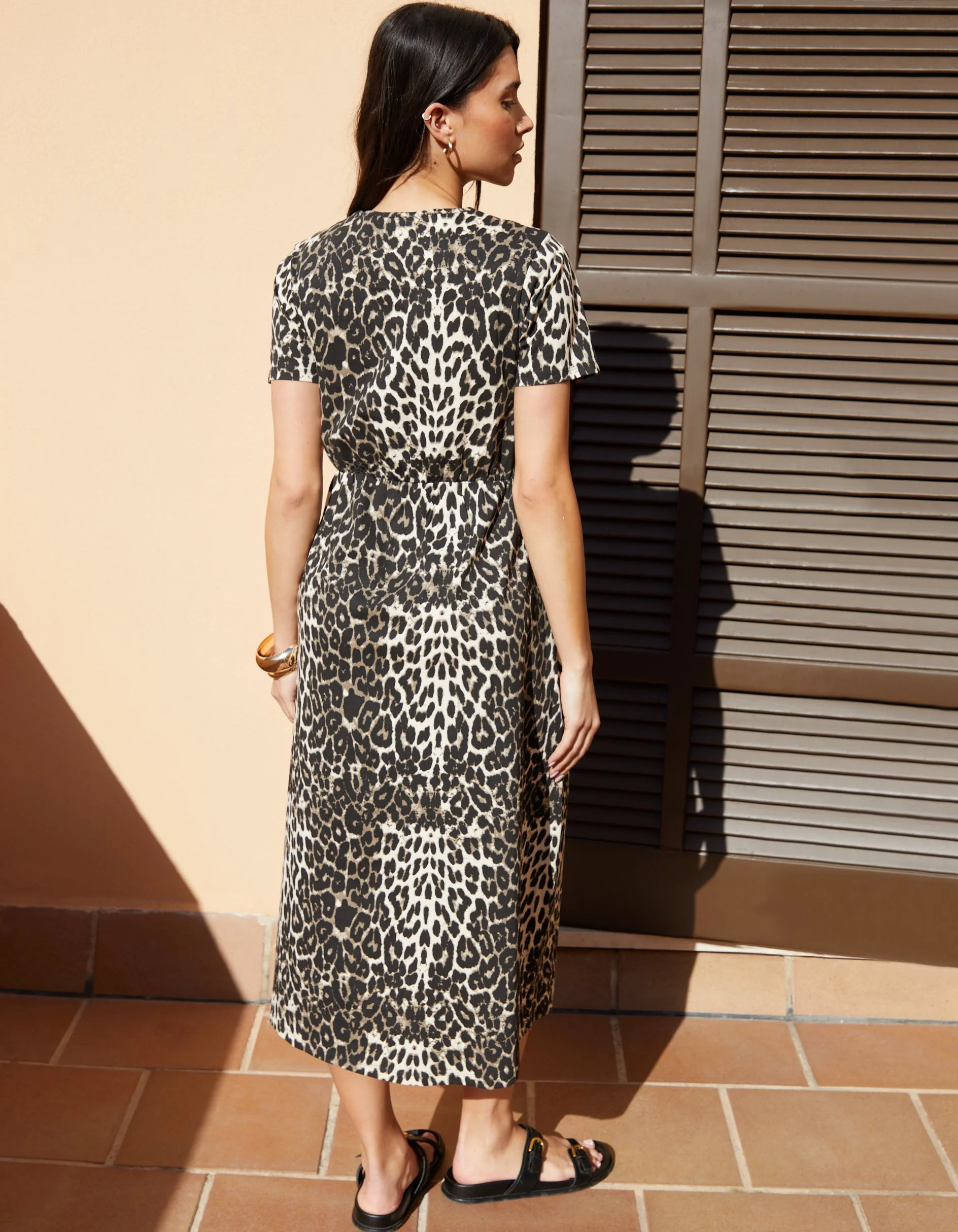 Jersey Midi Smock Dress with Pockets in Leopard Print - Image 2
