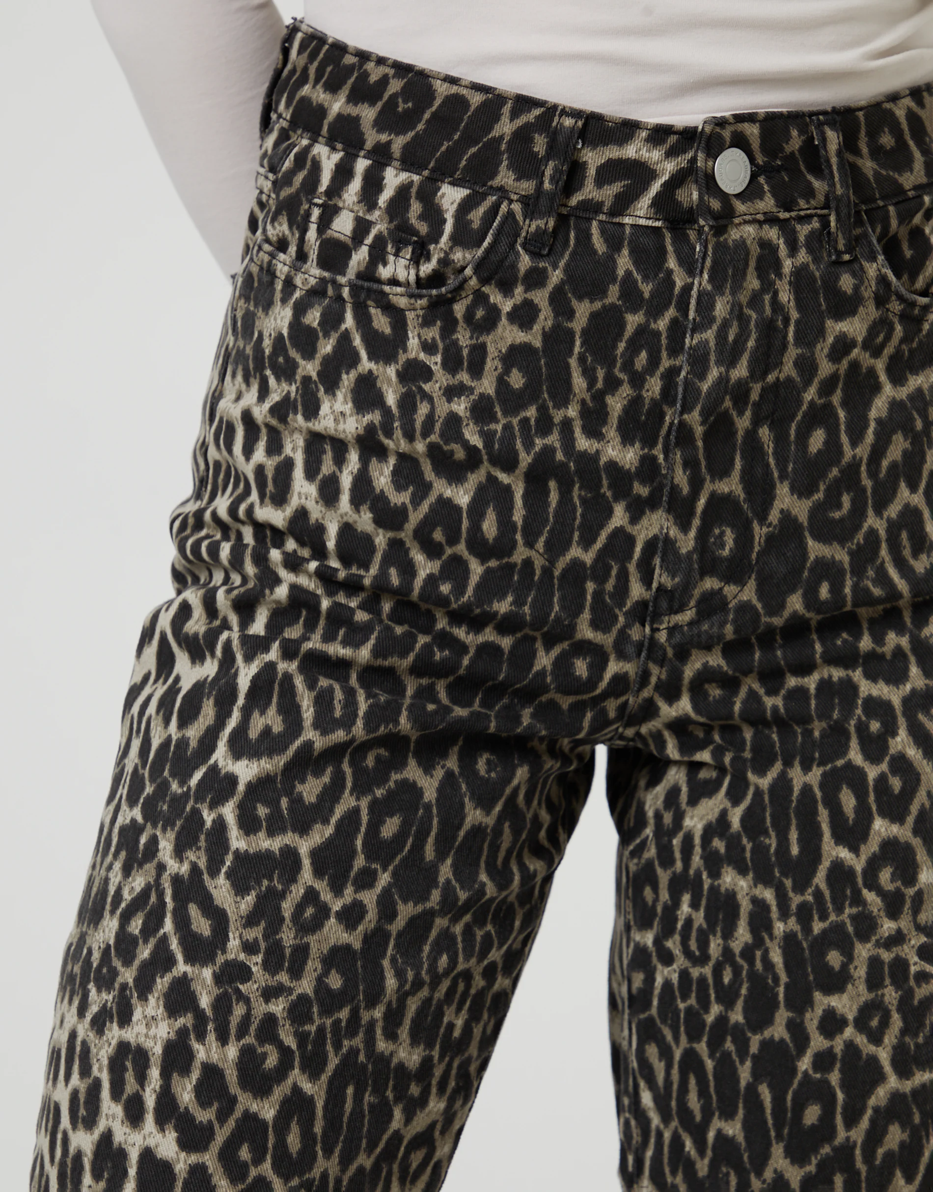 Wide Leg Denim Jeans in Leopard Print - Image 3