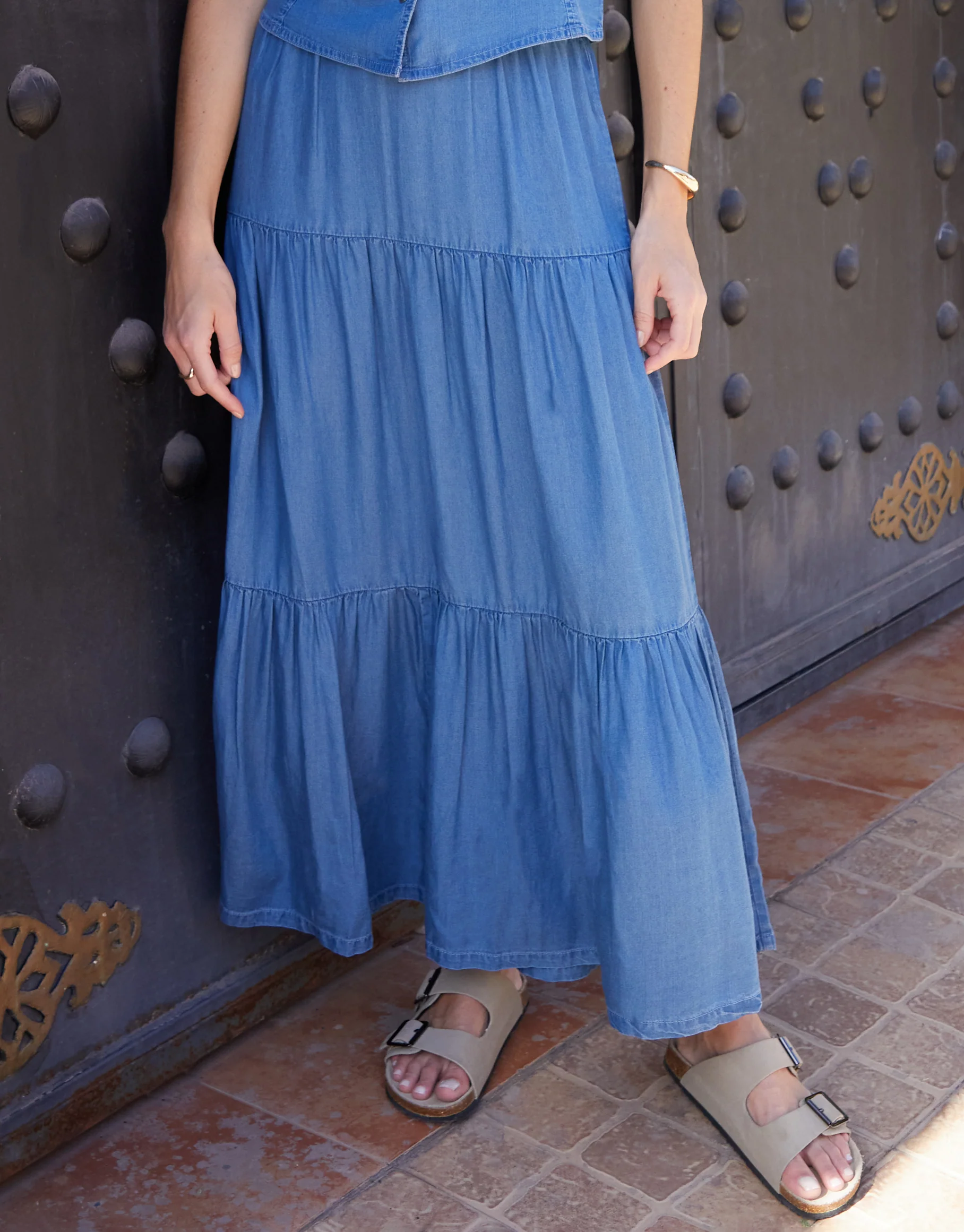 Pull On Tiered Chambray Midi Skirt in Light Wash - Image 4