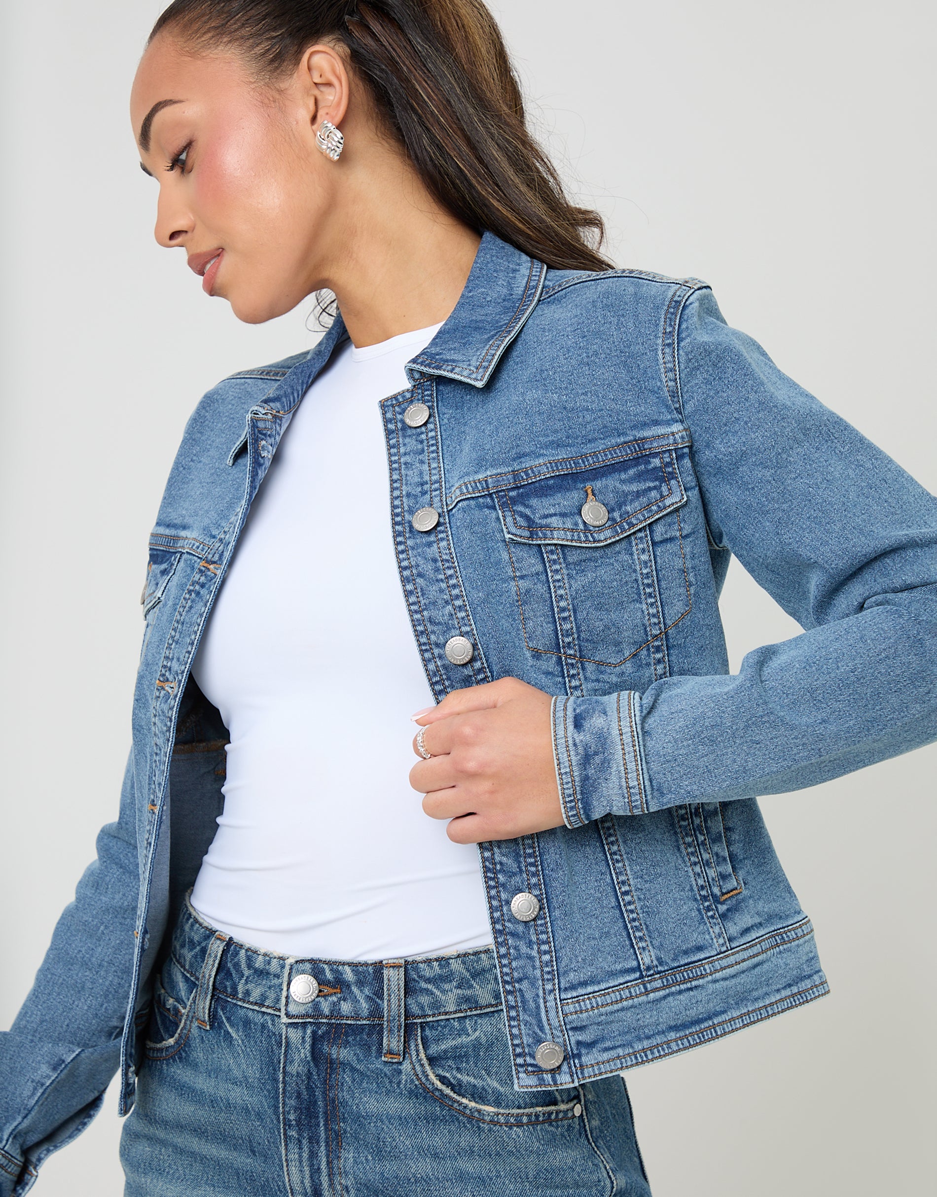 Denim Jacket in Mid Wash - Image 3