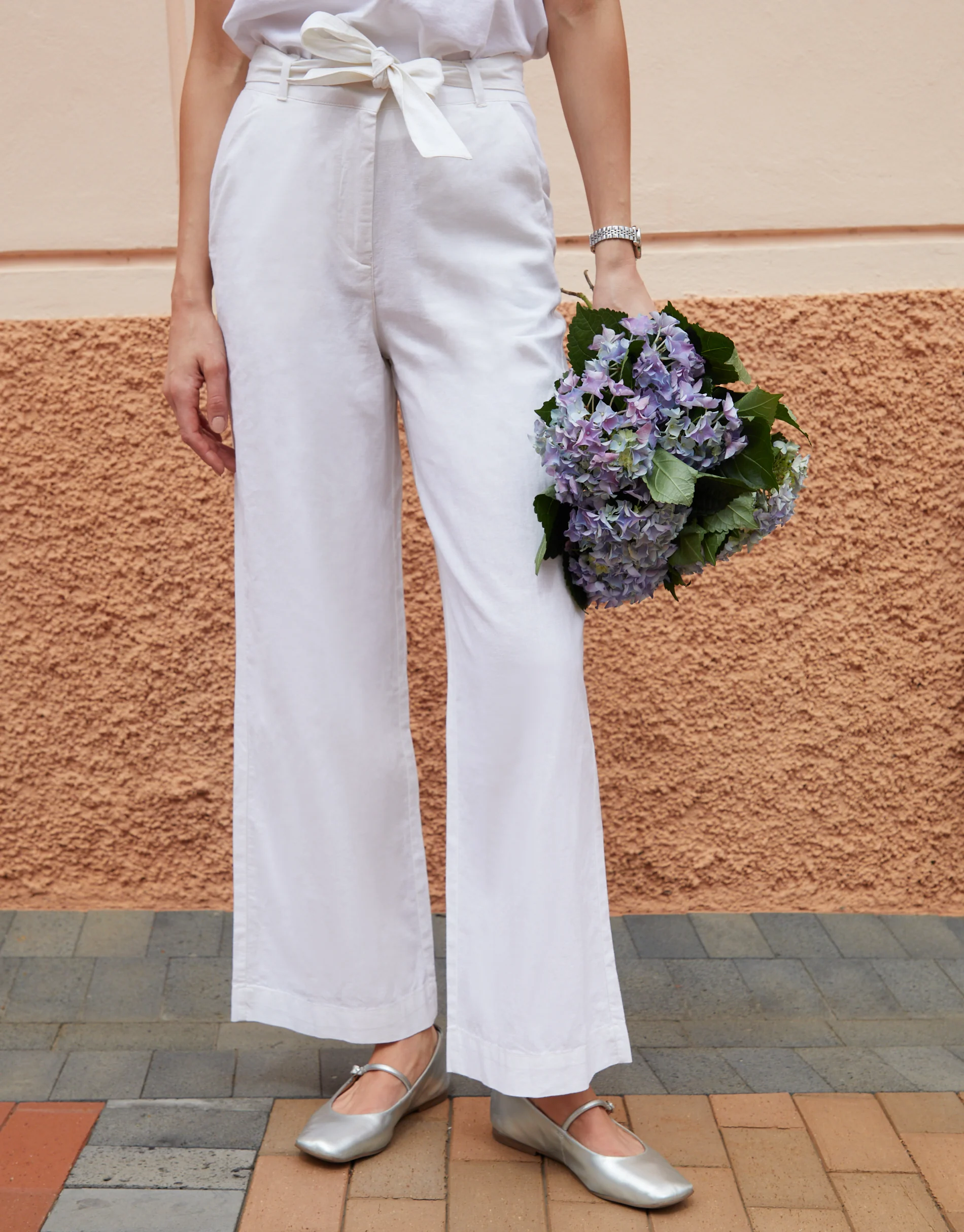 Wide Leg Belted Linen Blend Trousers in White